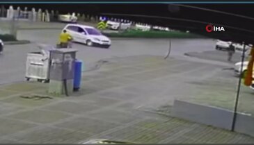 Otomobile çarpan motosiklet sürücüsü ehliyetsiz çıktı