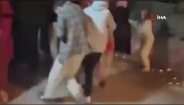 Düğünde korku dolu anlar: Havai fişekler kalabalığın ortasında patladı