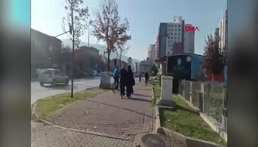 2- Bursa'da depremi hisseden vatandaşların panik anları!