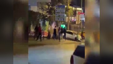 Gençler arasında akım haline dönüşen tabelaya polis koruması! Sebebi belli oldu...