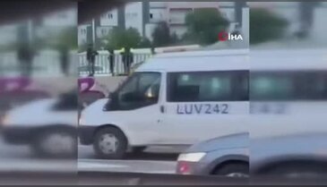 Sabah trafiğinde panik anları: İş makinesi...