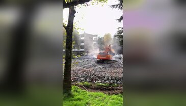 Bursa'da anılarla dolu duvarlar yıkılıyor! Sınıflarda yankılanan sesler kısıldı...