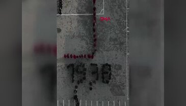 Bursa'da ortaokul öğrencileri, Atatürk'ü özel koreografiyle andı