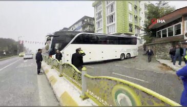 Tur otobüsü hızını alamadı! Hatası pahalıya mal oldu...