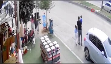Kazanın böylesi! Ters şeritten gelen forklift baba ve çocuklarına çarptı...