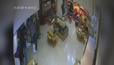 İş yerine silahlı saldırı kamerada: 1 yaralı