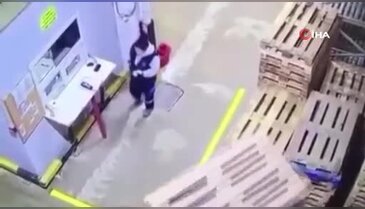 Bursa'da refleksleri sayesinde şans eseri kurtuldu!