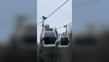 Teleferikte kar şöleni! Uludağ'da kış sezonu umut verdi...