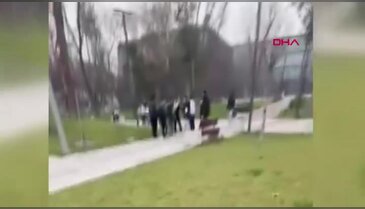 İki grubun tekmeli-yumruklu kavgası kamerada