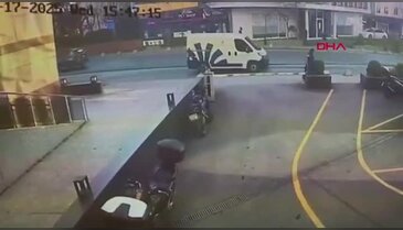 Ters yönde seyreden otomobil dehşet saçtı! Ölü ve yaralılar var