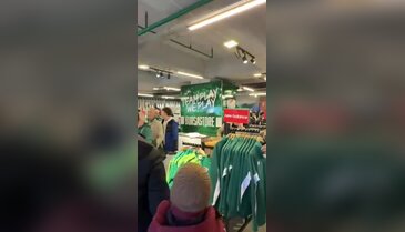 Bursaspor sevgisi mağazaya sığmadı! Uzun kuyruklar oluştu...