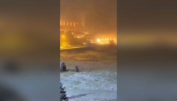 Bursa Uludağ'a lapa lapa kar yağıyor!