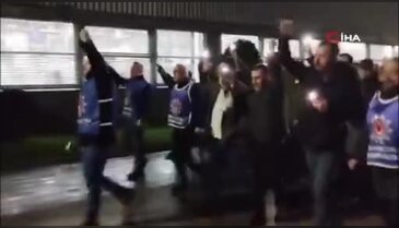 Bursa'nın dev fabrikasında ışıklı isyan! Askıya alındı...