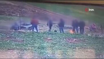 İlginç görüntü: 6 arkadaş tek tek yere yığılıp süründü!