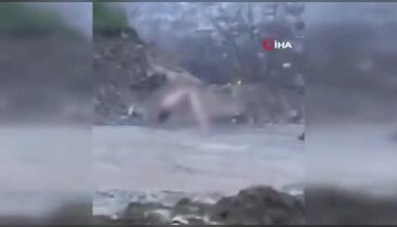 Görenler hem korktu hem de şaşırdı! Köprü altında çırılçıplak halde anlam verilemeyen hareketle yaptı...