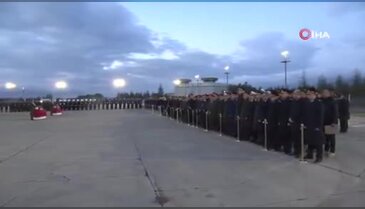 Libyalı askerler resmi törenle ülkelerine uğurlandı