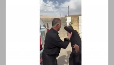 İki oğlunu kaybeden babanın yas ritüeli cenazeye damga vurdu