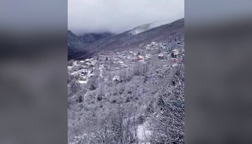 Uludağ eteklerinde beyaz uyanış! Bursa'nın meşhur köyüne ilk kar düştü...