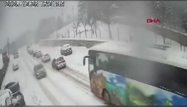 Uludağ, günübirlik tatilcilerin akınına uğradı