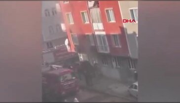 İnegöl'de ev yangını paniği: Dumanlar sokağı sardı...