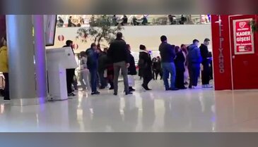 Bursa'da yılbaşı öncesi milli piyango kuyruğu!
