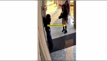 İş yerine girmek için bekleyen kadına akılalmaz taciz!