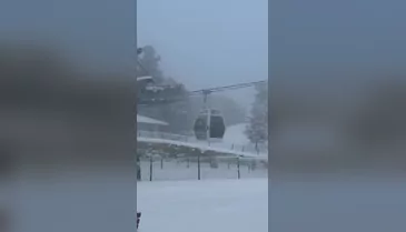 Uludağ'da kış masalı başladı! Kar kalınlığı artıyor...