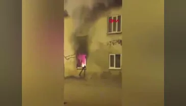 Bursa'da iki katlı evde yangın!