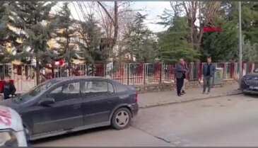 Bursa'da sokak maçında dehşet: Pas vermedi diye bıçaklandı!