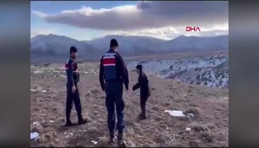 Alzheimer hastası, 'Ayaklarım çamur' diye ekip aracına binmek istemedi! O anlar kamerada...