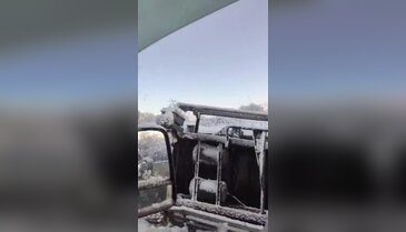 Bursa'da kar kazayı beraberinde getirdi! TIR yan yattı...