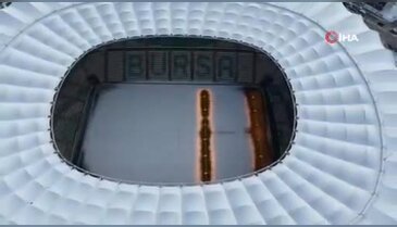 Karla kaplı Timsah Arena Stadyumu böyle görüntülendi