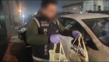Bursa polisinden zehir tacirlerine büyük darbe! Kilo kilo esrar...