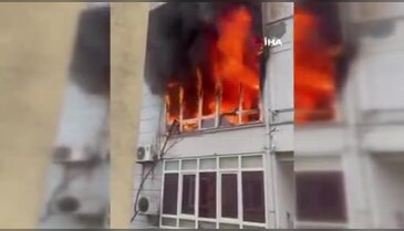 Yangın sırasında bomba gibi patladı! Evi harabeye çevirdi