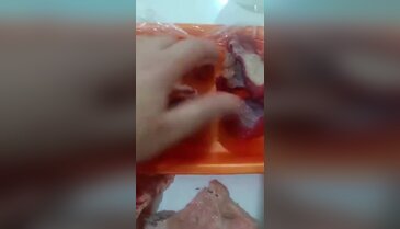 Dev zincir marketten alışveriş yapan kadın isyan etti: Allah size yedirmesin!