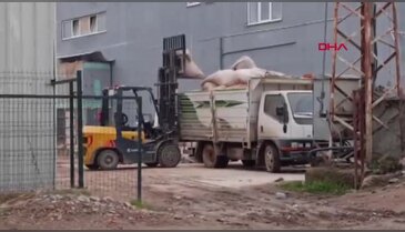 Bursa'da mobilya fabrikasında feci kaza! Forkliftten düşüp öldü