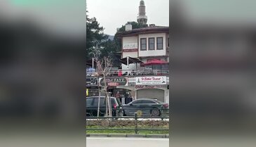 Bursa'nın tadına doyulmayan lezzeti yine olay oldu! Kuyruk metro istasyonuna dayandı...