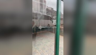 Bursalılar aylardır merak ediyordu! Ulu Cami yanındaki yapının akıbeti belli oldu