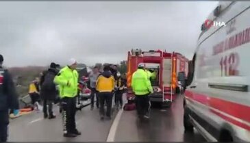 Yolcu otobüsü devrildi! Ölü ve yaralılar var