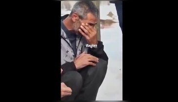 Annesini kaybeden engelle adamın hali yürek burktu