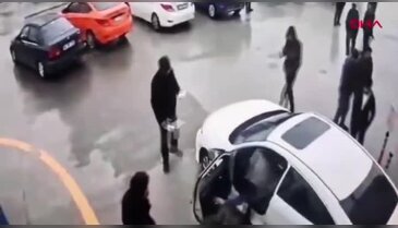 TÜVTÜRK'te polis memurunun dövülerek öldürüldüğü kavganın görüntüleri ortaya çıktı!