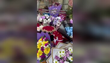 Bursa'da çiçekçi esnafının Sevgililer Günü mesaisi!