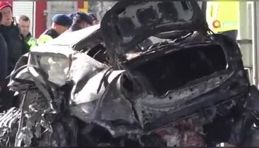 Otoyolda feci ölüm... Gişelere ok gibi saplandı, alev aldı!