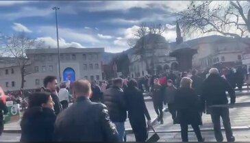 Bursa'da bahar havası! Şubat ortasında meydanlar doldu...