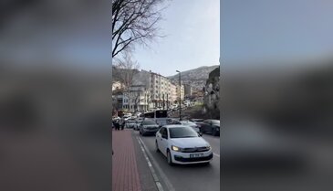 Bursa trafiği kilitlendi! Tophane ve Hanlar Bölgesi'nde araçlar kontak kapattı...
