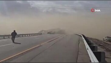Colorado'da kum fırtınası nedeniyle 30'dan fazla araç zincirleme kazaya karıştı!