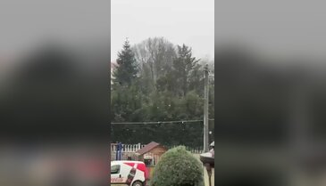 İnegöl'de kar yağışı başladı! Kış yüzünü yeniden gösterdi...
