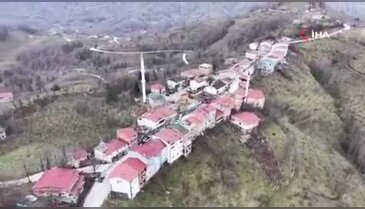 Karadeniz fıkrası gibi mahalle! Bir adımla il değiştirip, bir dakika farkla iftar açıyorlar...