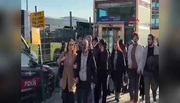 Metro raylarına atlayan lise öğrencisinden acı haber! Ardında bıraktığı mesaj kahretti...