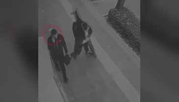 Boşanma aşamasında olduğu eşine saldırdı! Kafasına silah dayadı...